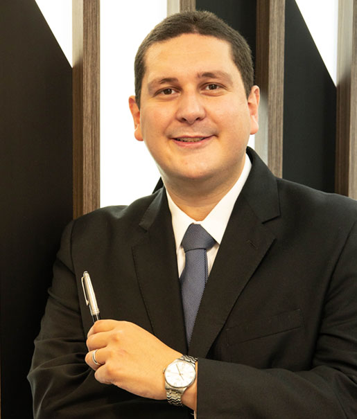 Dr. Marco Juárez - Cirujano Oncólogo